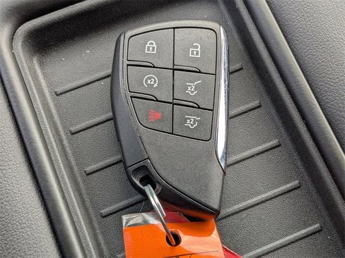 Used 2023 Chevrolet Tahoe Z71 w/ Luxury Package image 33