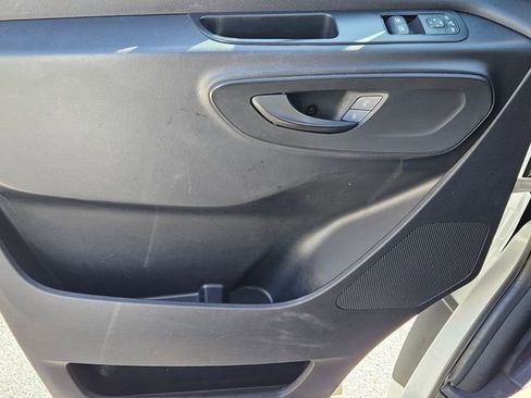 Used 2021 Mercedes-Benz Sprinter 2500 image 22