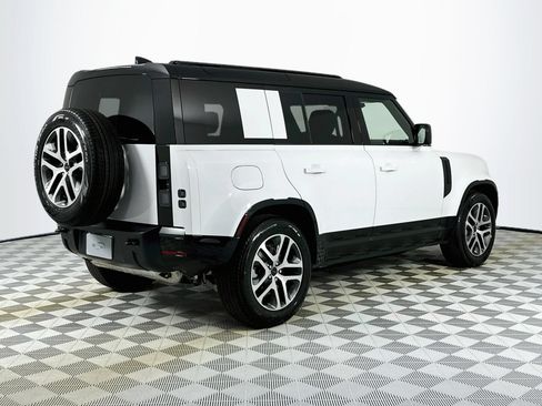 Used 2026 Land Rover Defender 110 X-Dynamic SE AWD/4WD image 5