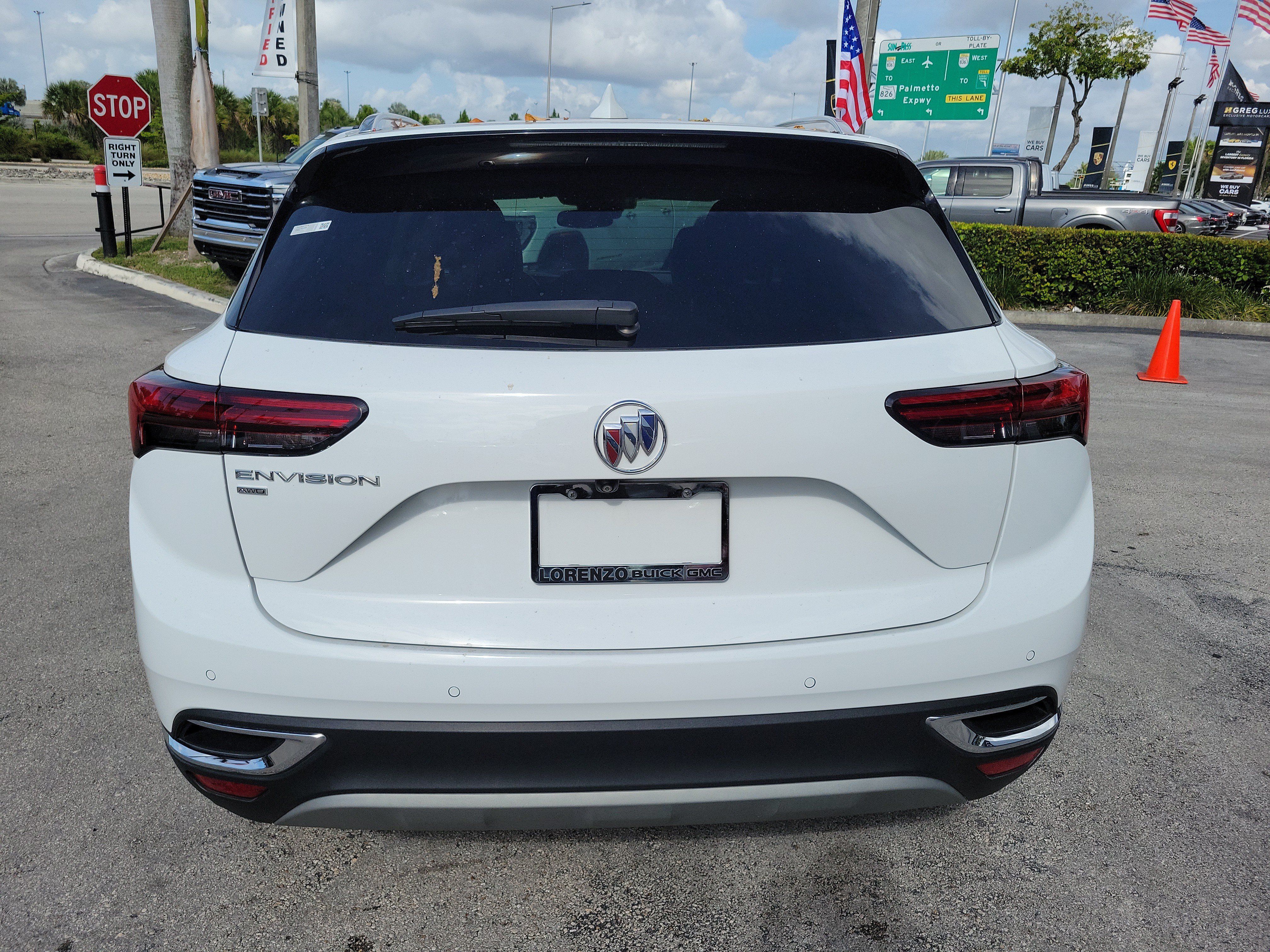 Used 2023 Buick Envision Preferred AWD/4WD image 6