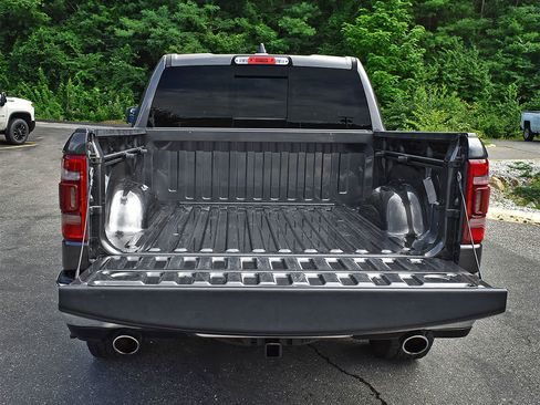 Used 2024 RAM 1500 Limited w/ Off Road Group AWD/4WD image 8