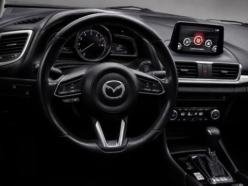 Used 2017 MAZDA MAZDA3 Grand Touring FWD image 5