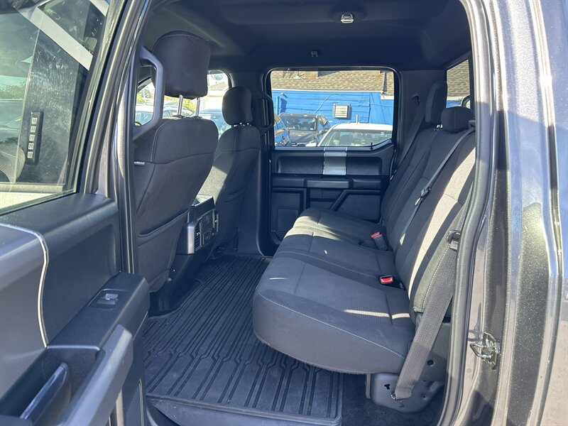 Used 2017 Ford F150 XLT w/ Equipment Group 302A Luxury AWD/4WD image 9