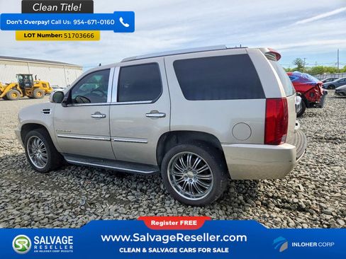 Used 2007 Cadillac Escalade AWD w/ Information Package image 3