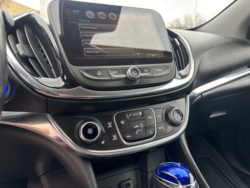 Used 2018 Chevrolet Volt Premier w/ Driver Confidence Package image 20