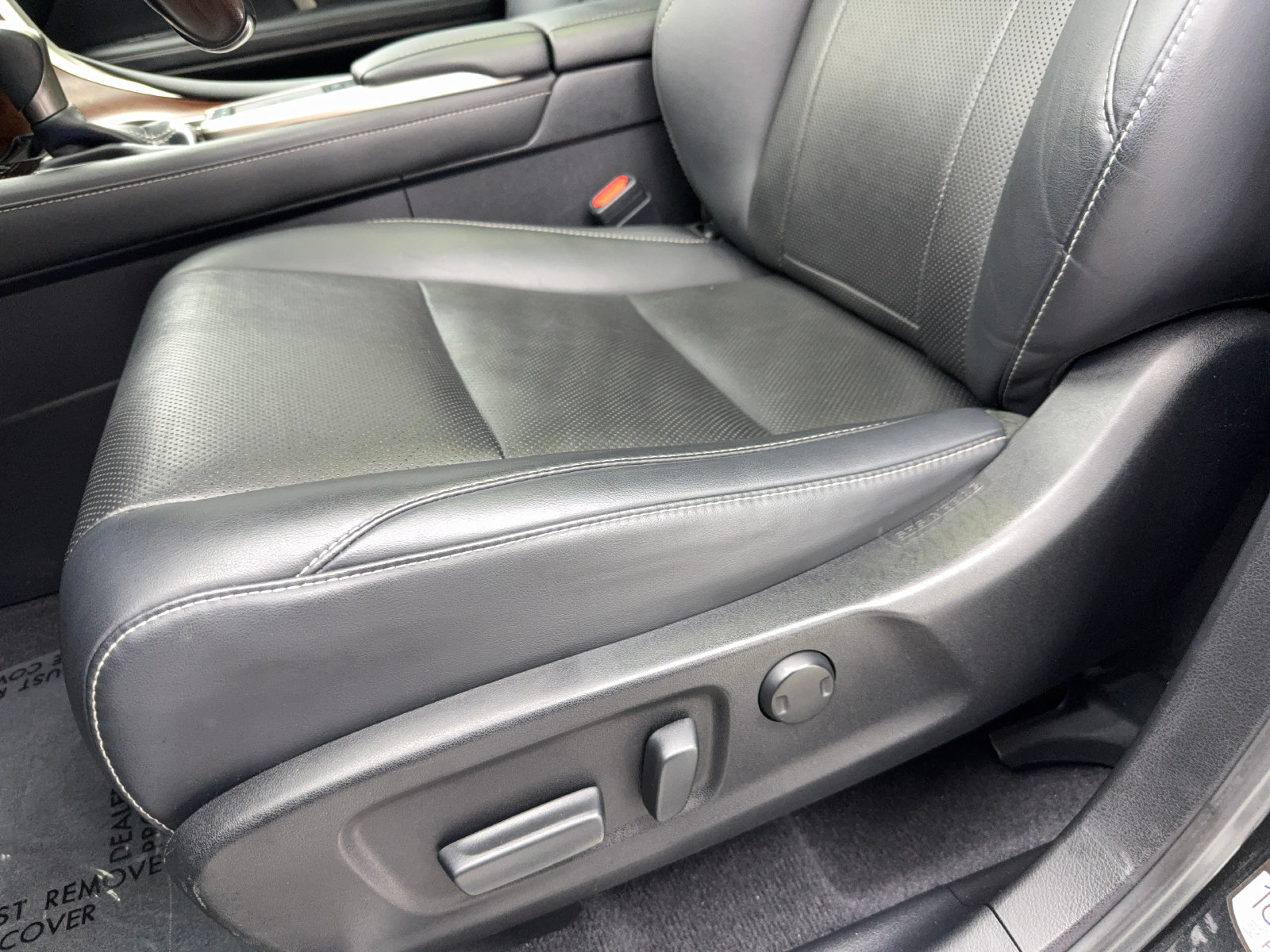 Used 2021 Lexus RX 350L FWD w/ Premium Package image 35