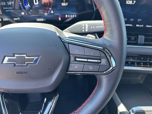 Used 2025 Chevrolet Equinox RS w/ Convenience Package III image 10