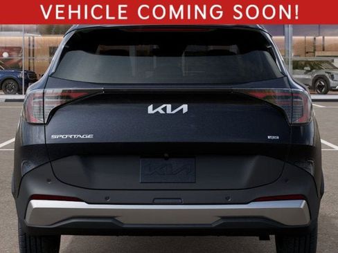 New 2026 Kia Sportage LX image 13