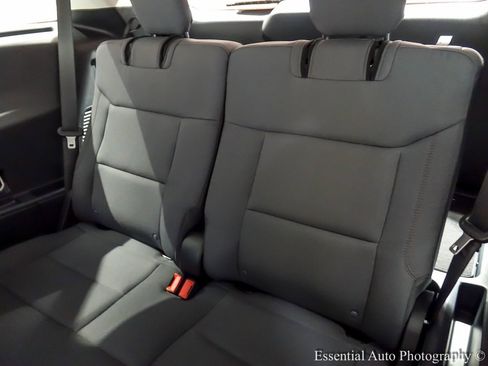 Used 2025 Ford Explorer Active image 14