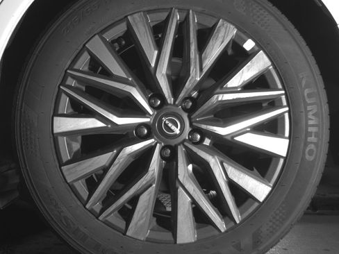 Used 2025 Nissan Altima 2.5 SV image 14