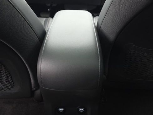 Used 2024 Hyundai Ioniq 5 Limited image 25