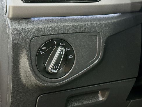 Used 2020 Volkswagen Atlas Cross Sport SEL Premium image 10