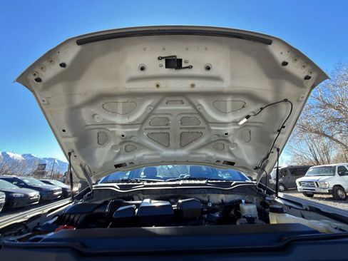 Used 2019 Ford F250 XL w/ Power Equipment Group image 3