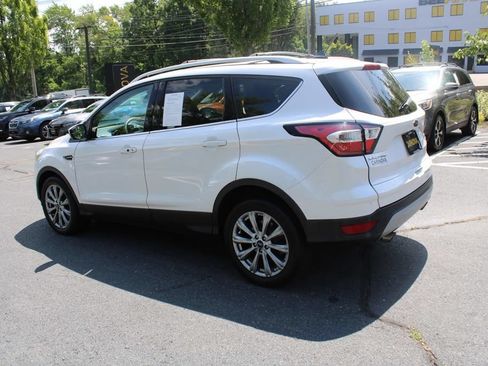 Used 2018 Ford Escape Titanium AWD/4WD image 12