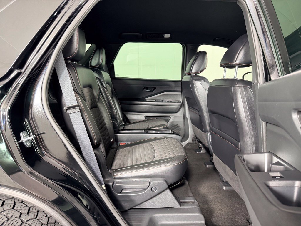 Used 2024 Nissan Pathfinder Rock Creek AWD/4WD image 28