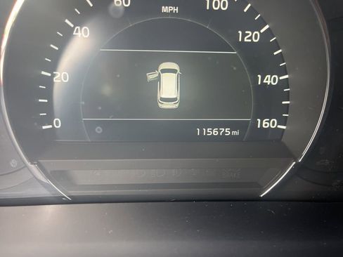 Used 2019 Kia Sorento EX image 5