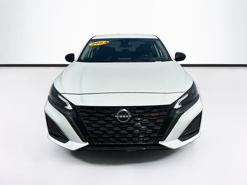 Used 2023 Nissan Altima 2.5 SR FWD image 4
