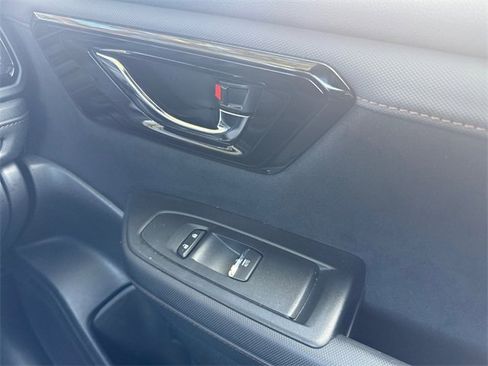 Used 2025 Subaru Forester Touring w/ Popular Package - Touring image 17