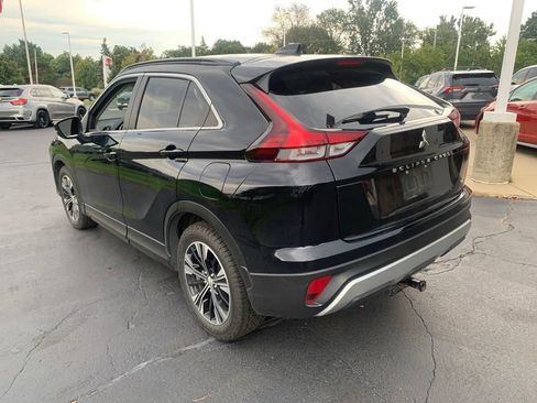 Used 2022 Mitsubishi Eclipse Cross SE FWD image 2