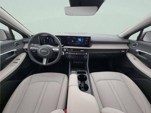 New 2026 Hyundai Sonata Limited FWD image 14