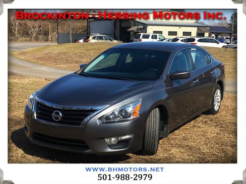 Used 2015 Nissan Altima 2.5 S w/ Power Driver Seat Package FWD image 1