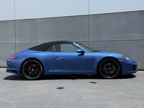 Certified 2017 Porsche 911 Carrera S RWD image 8
