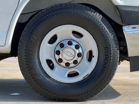 Used 2017 Chevrolet Express 3500 LT w/ LT Preferred Equipment Group image 89