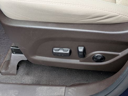 Used 2018 Hyundai Santa Fe Sport w/ 2.4L Value Package 02 FWD image 22