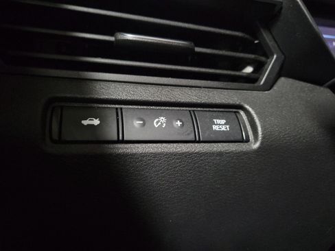 Used 2023 Nissan Altima 2.5 SR image 22