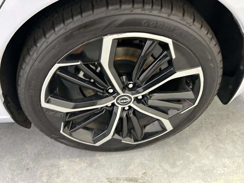 Used 2025 Nissan Altima 2.5 SR w/ SR Premium Package FWD image 8