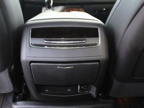 Used 2023 Cadillac Escalade Premium Luxury w/ Performance Package image 32