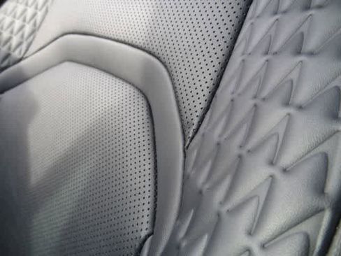 Used 2021 Lexus UX 250h w/ Premium Package image 32