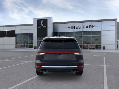 New 2026 Lincoln Aviator AWD image 5