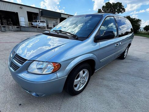 Used 2006 Dodge Grand Caravan SXT FWD image 7