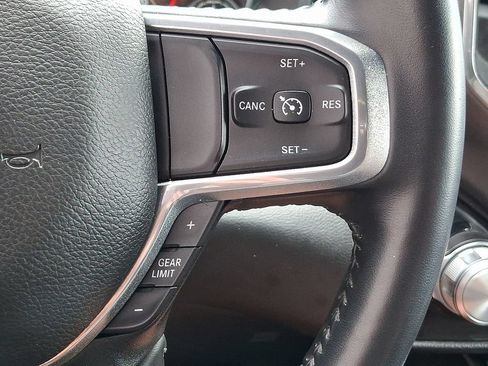 Used 2023 RAM 1500 Laramie AWD/4WD image 21