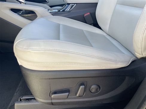 Used 2024 Kia Telluride S w/ S Sunroof Package image 19