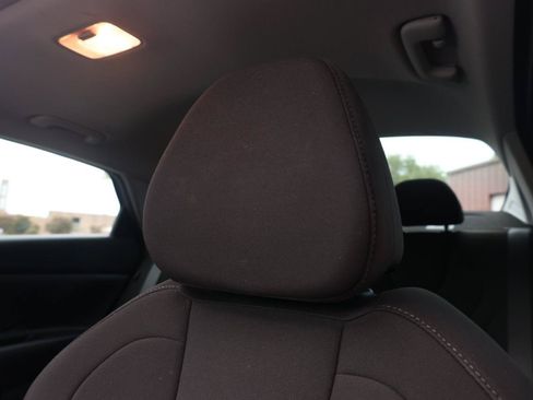 Used 2024 Hyundai Elantra SEL w/ Convenience Package FWD image 32