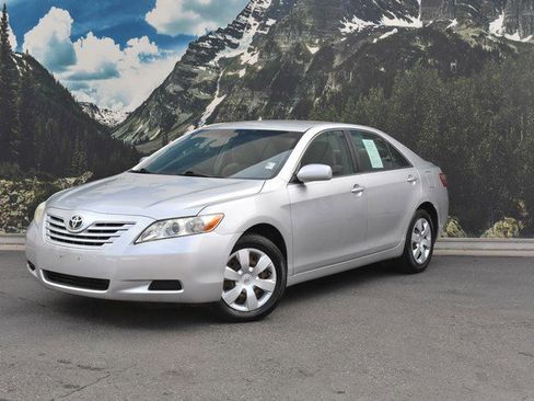 Used 2009 Toyota Camry LE image 6