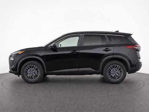 Used 2024 Nissan Rogue S FWD image 4