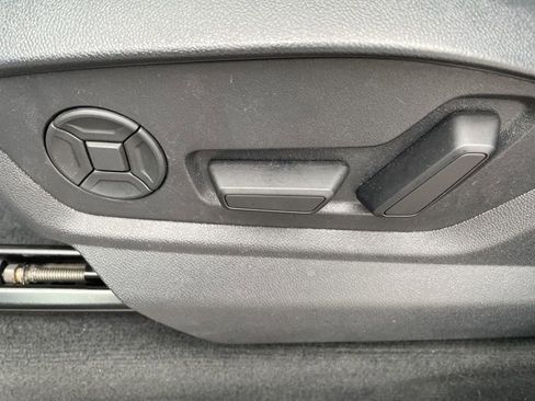 Used 2025 Audi Q7 3.0T Premium Plus image 16