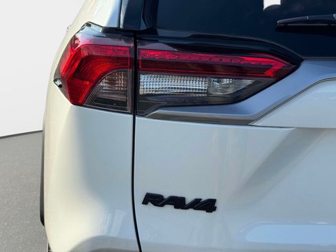 Used 2021 Toyota RAV4 Limited w/ Limited Grade Weather Package AWD/4WD image 9