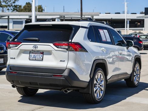 Certified 2023 Toyota RAV4 XLE Premium FWD image 6