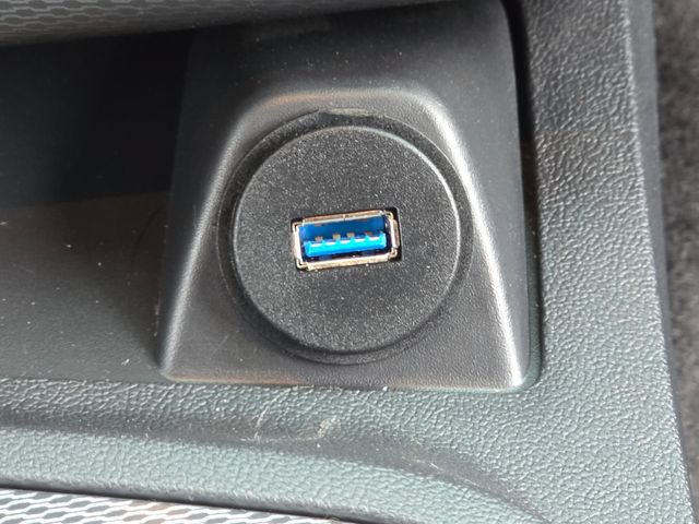 Used 2013 Dodge Challenger R/T RWD image 12