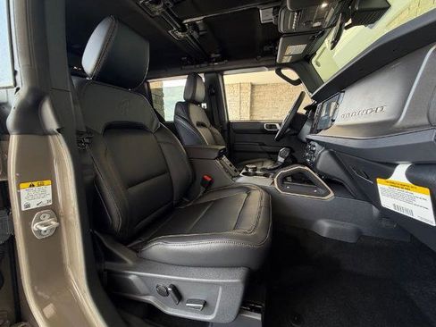 New 2026 Ford Bronco Badlands AWD/4WD image 26