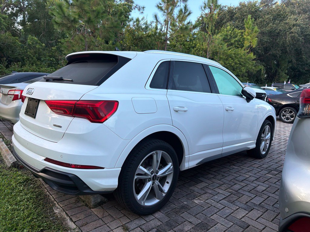 Used 2021 Audi Q3 2.0T Premium AWD/4WD image 2