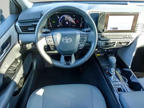 Used 2026 Toyota Camry LE w/ Convenience Package AWD/4WD image 14