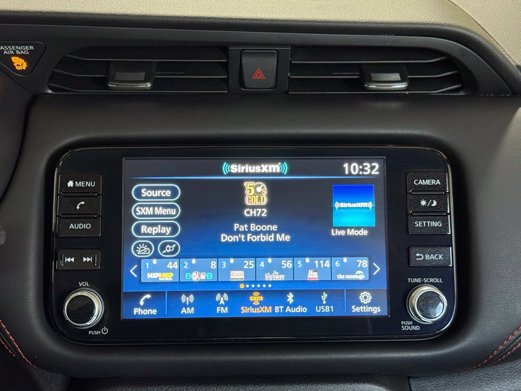 Used 2024 Nissan Kicks SR w/ SR Premium Package FWD image 16