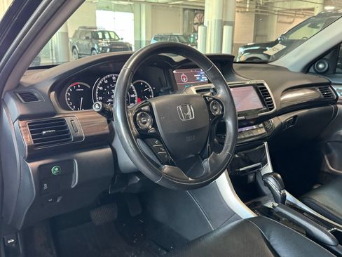 Used 2017 Honda Accord EX-L image 15