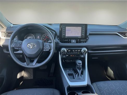 Certified 2021 Toyota RAV4 XLE image 15