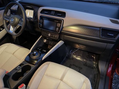 Used 2019 Nissan Leaf SL w/ SL Technology Package image 29
